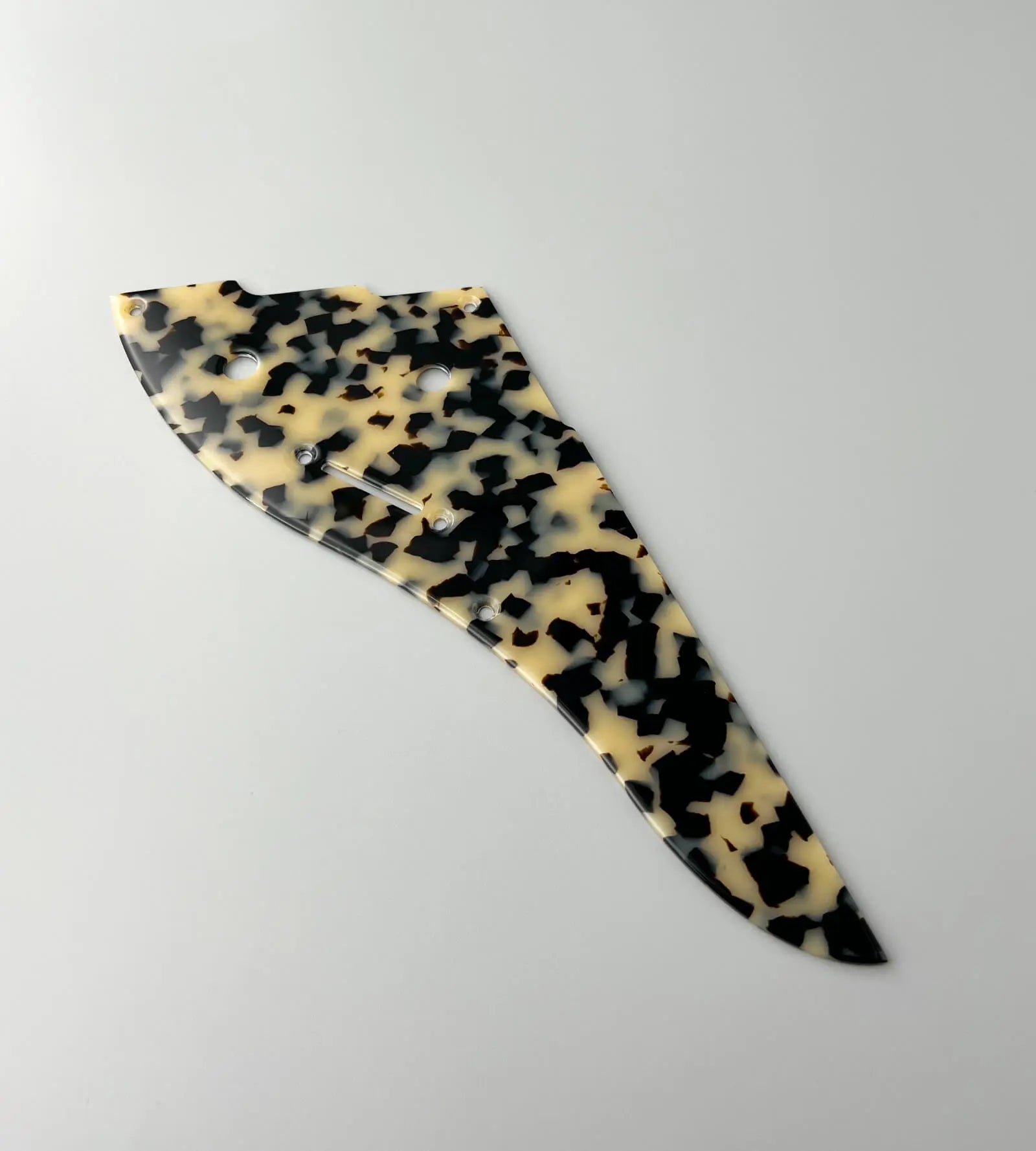 Duesenberg Starplayer tortoise pickguard Black & White