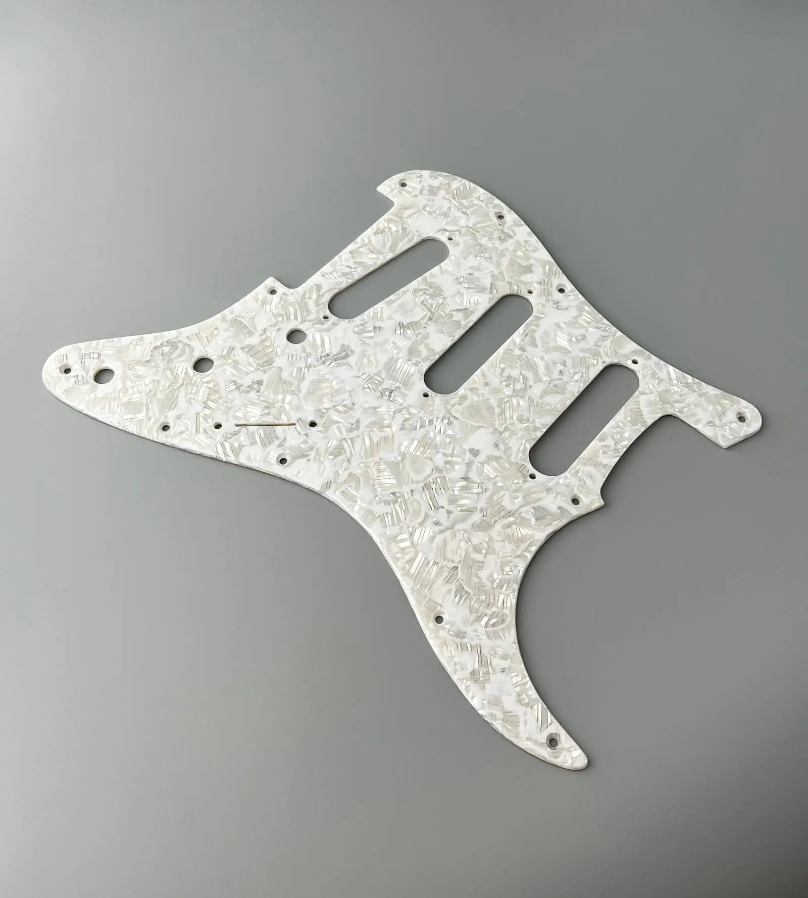 Stratocaster tortoise pickguard Seashell White Perloid